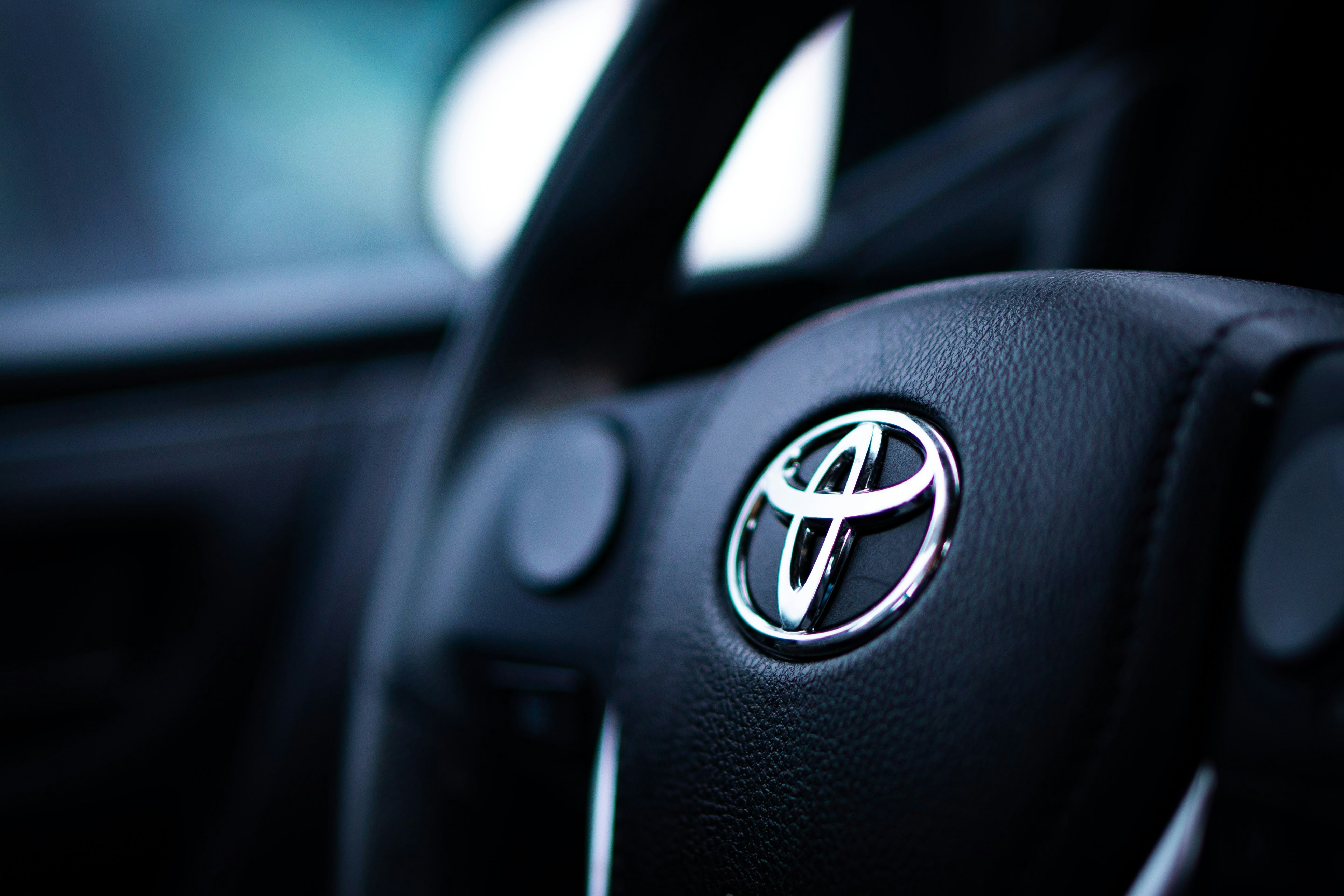 Toyota abre fábrica em Sorocaba em maio e vai produzir híbridos no Brasil: o que muda no preço e na garantia do Corolla Cross
